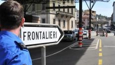 Dogana al confine tra Italia e Svizzera