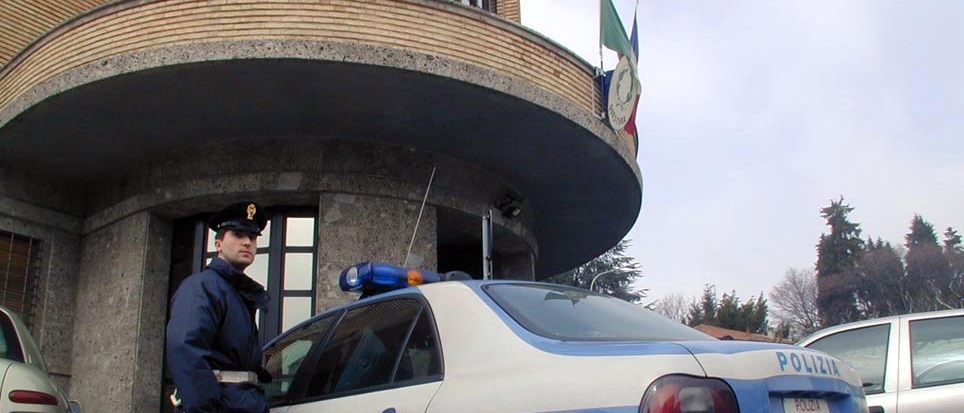 Varese: concerned by the disappearance of his brother, he turns to the police and discovers that he is in prison