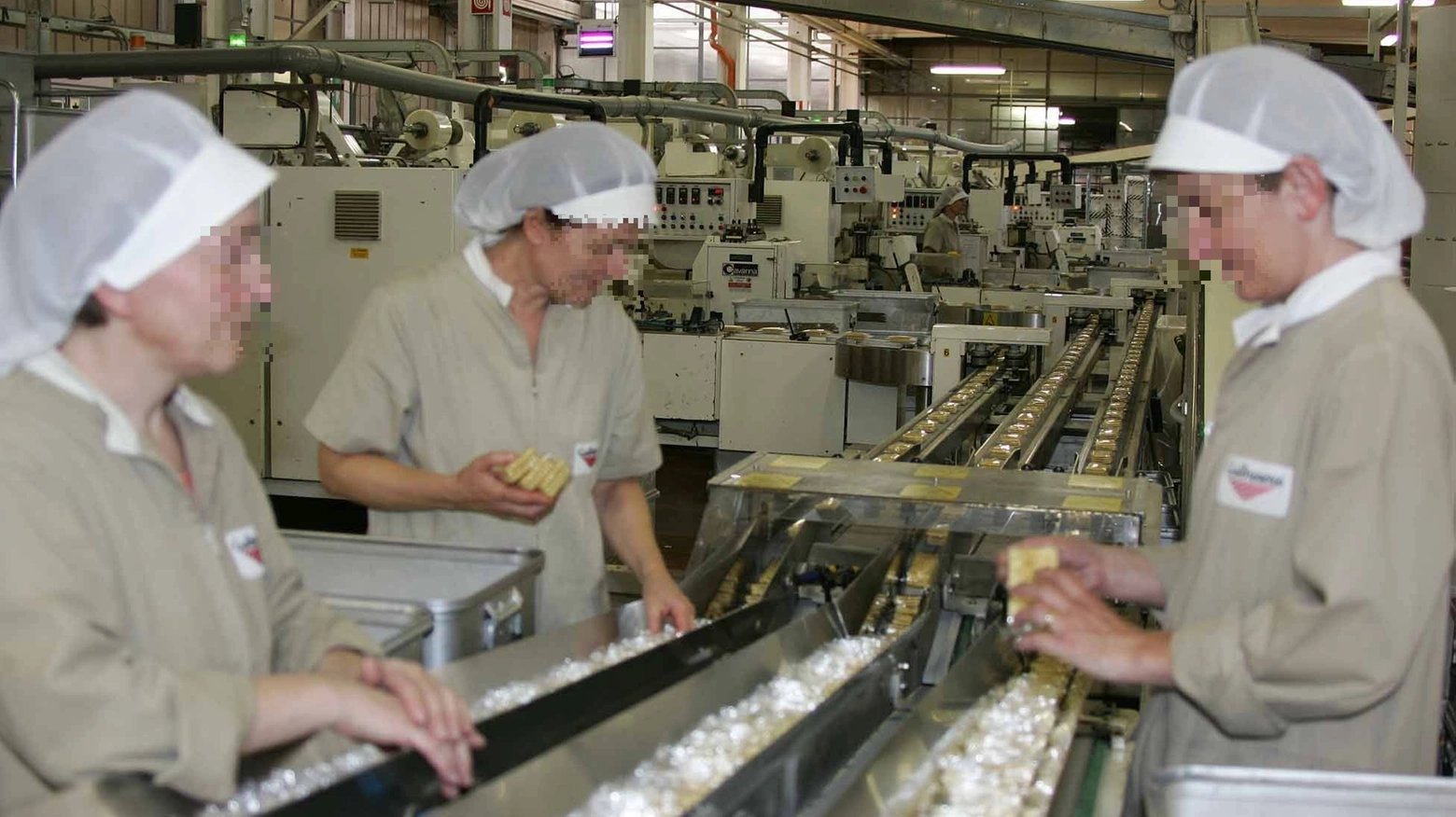 Dipendenti al lavoro alla Galbusera (repertorio)
