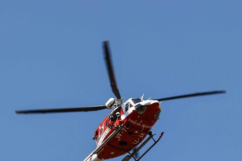 Elicottero vigili del fuoco
