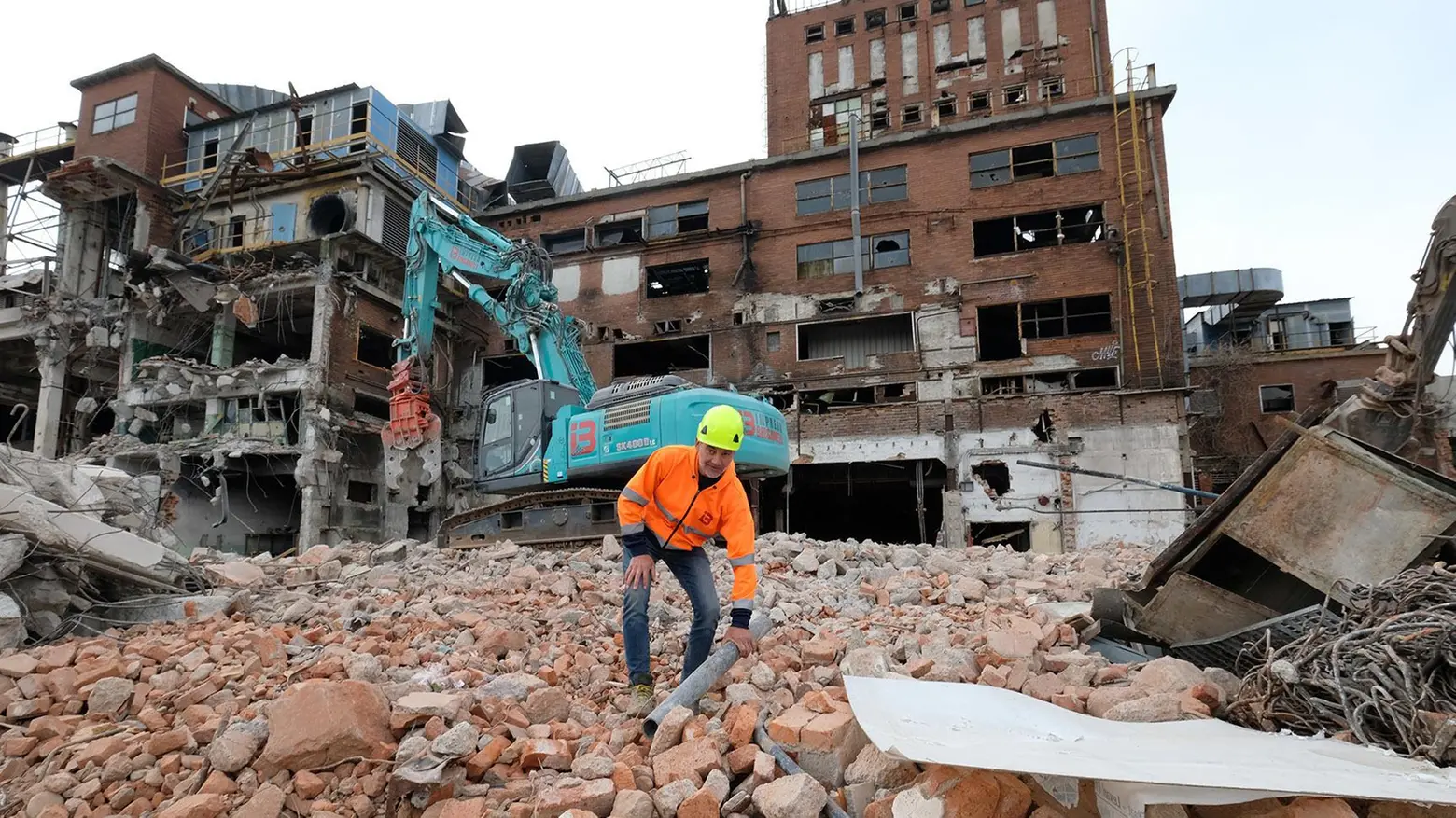 La torre di Desio rinasce dopo 14 anni di abbandono La torre di Desio rinasce dopo 14 anni di abbandono