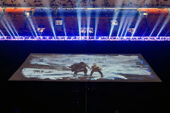 God of War Ragnarök, spettacolare proiezione a San Siro per lanciare il videogioco
