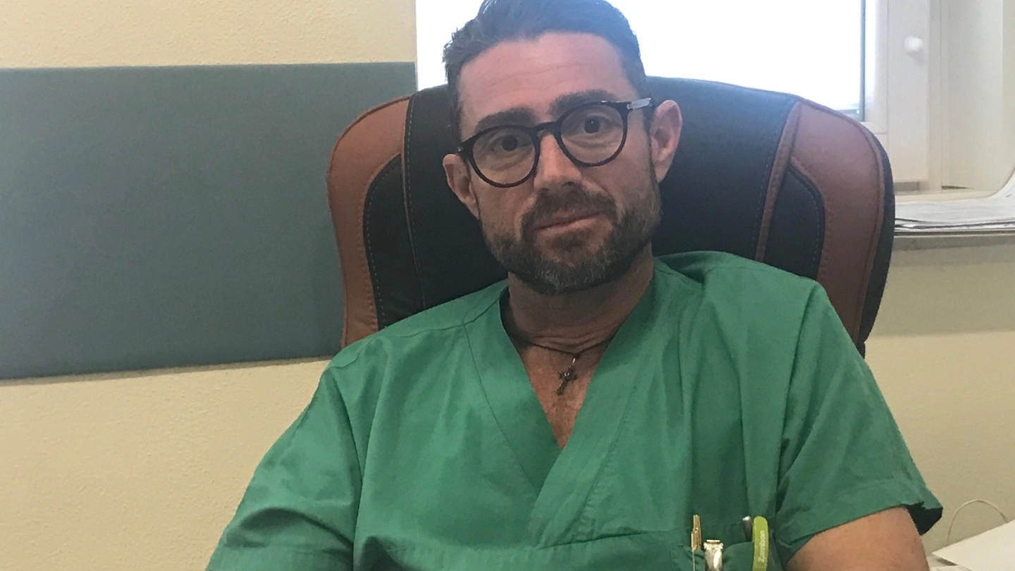  Vincenzo Siliprandi, 48 anni, primario del reparto di ginecologia all’ospedale di Crema 