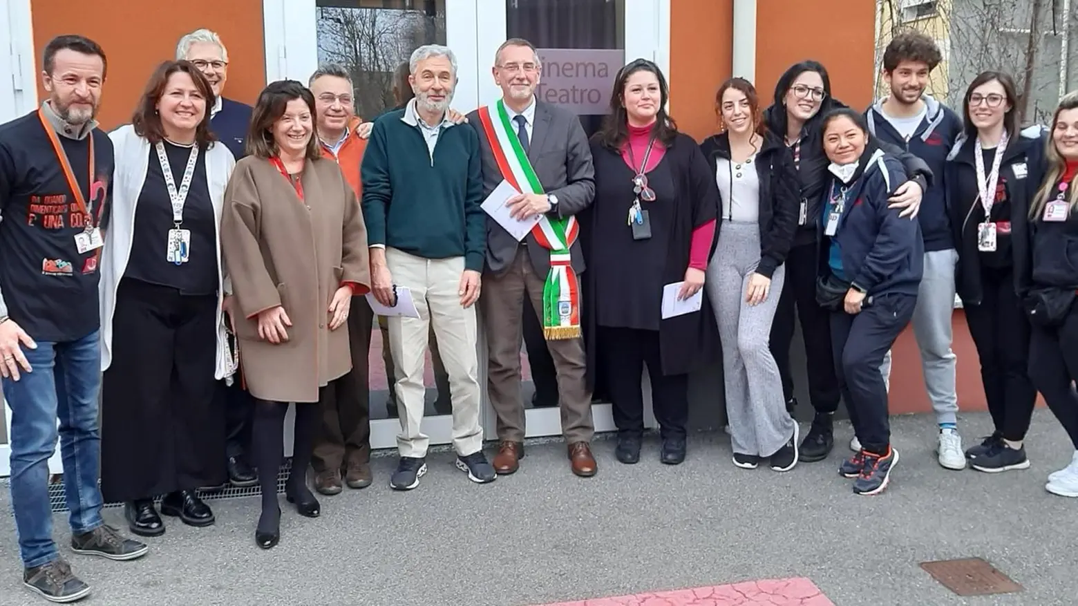 I nonni si raccontano in poesia  Il Paese Ritrovato oltre l’Alzheimer  Così è nato un gruppo di artisti