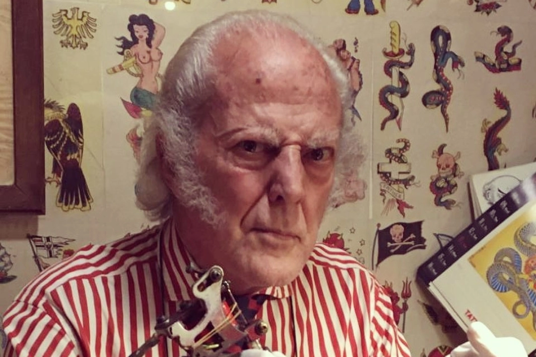 Gianmaurizio Fercioni nel suo studio (da Instagram)