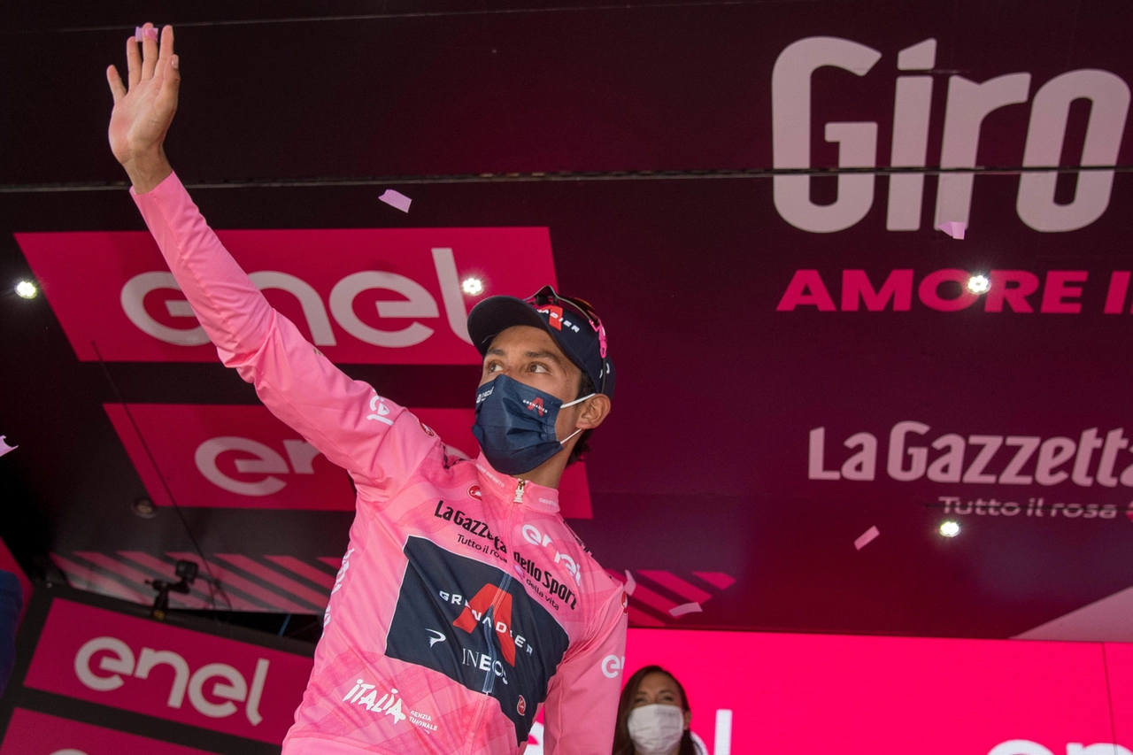 La maglia rosa Bernal