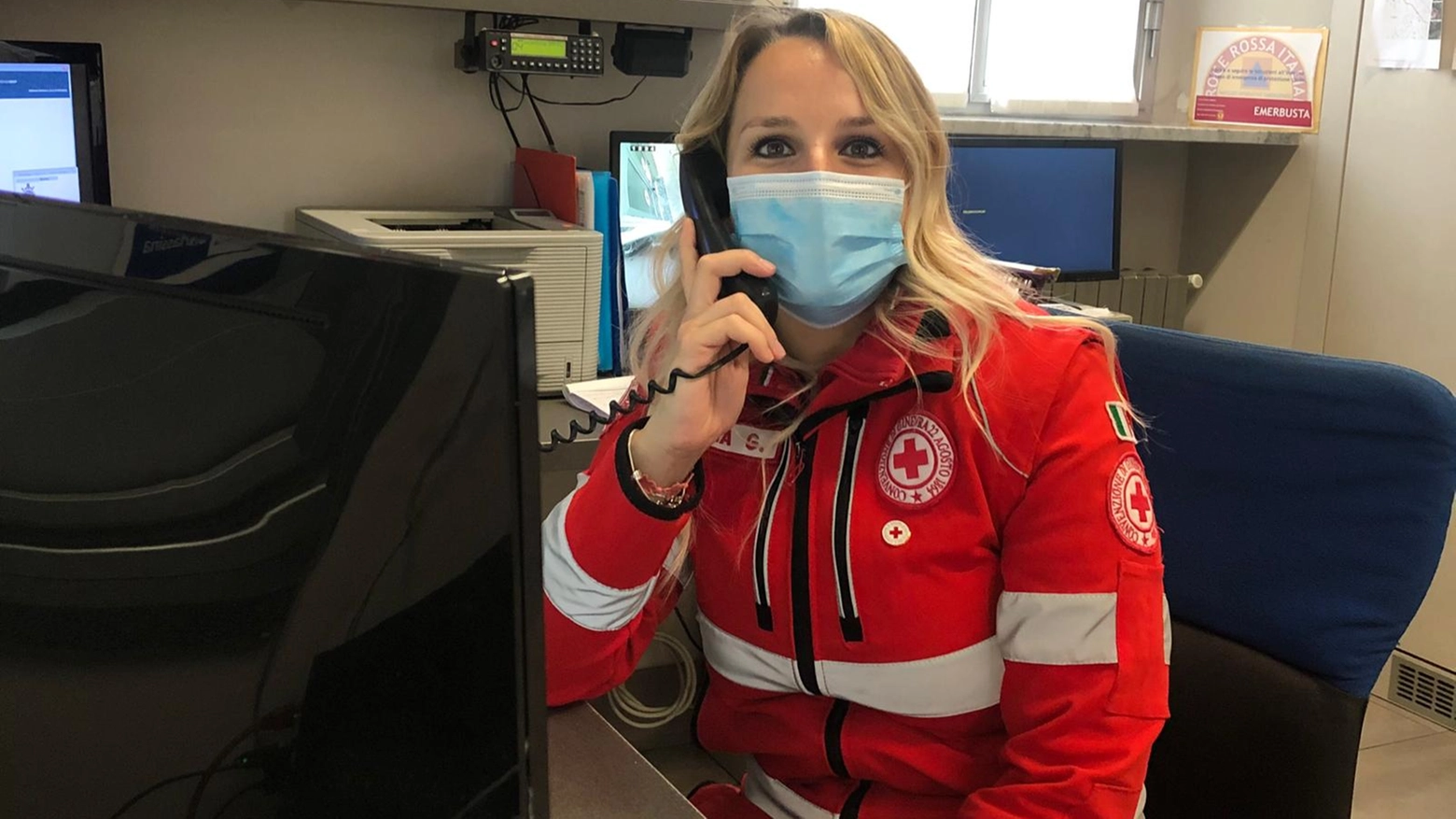 Giorgia, 28 anni, da 10 volontaria della Croce rossa di Monza