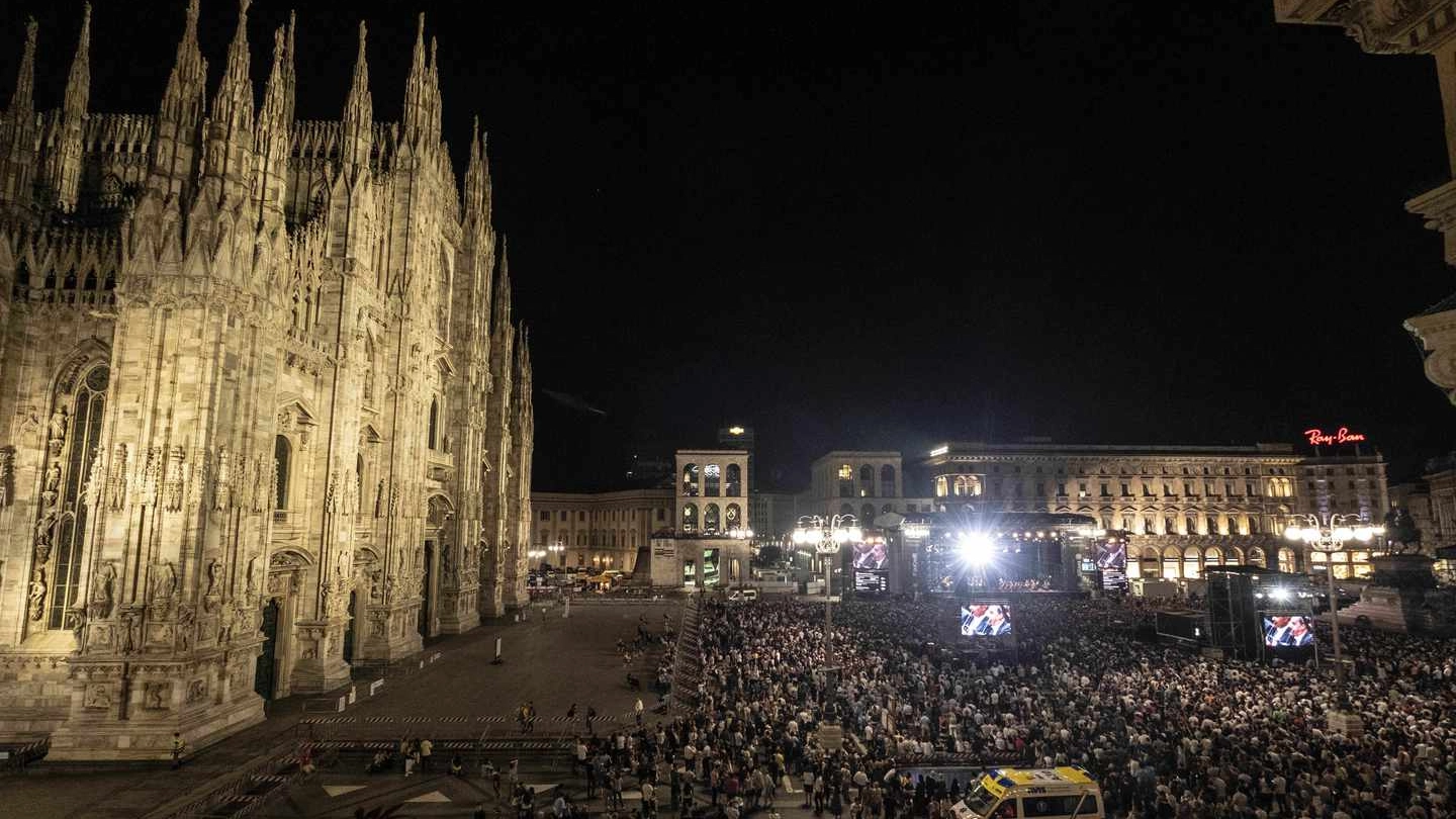 Il Concerto per Milano in piazza Duomo (LaPresse)