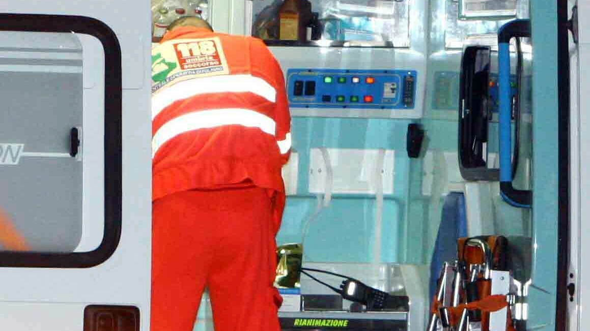 L'uomo è stato soccorso L'uomo è stato soccorso
