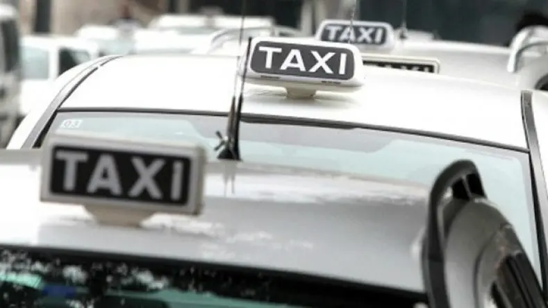 Taxi