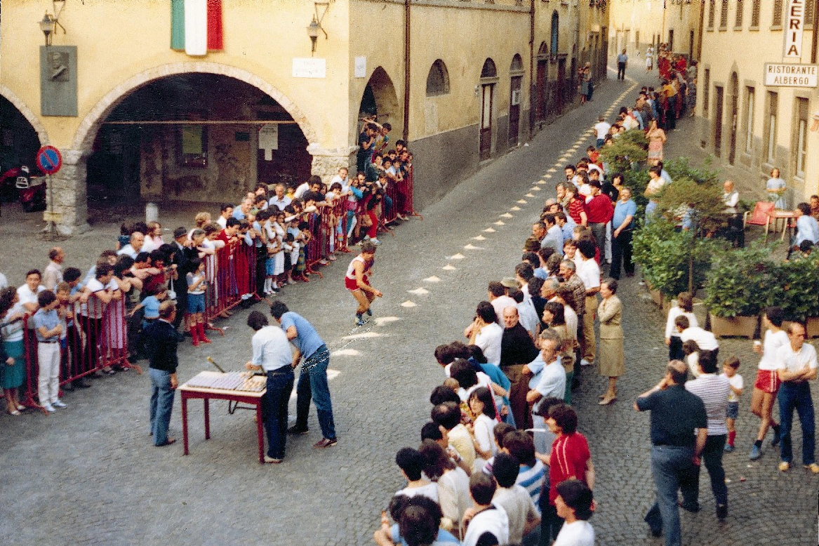 Corsa delle uova di Gandino