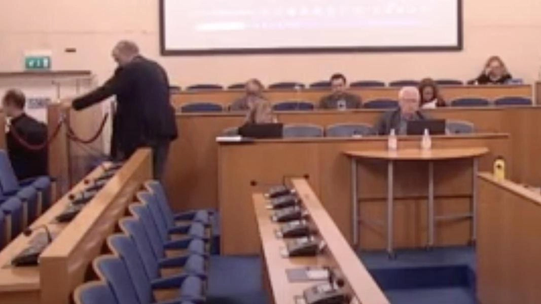La minoranza abbandona l’aula: "Poco tempo per approvare il Pgt"