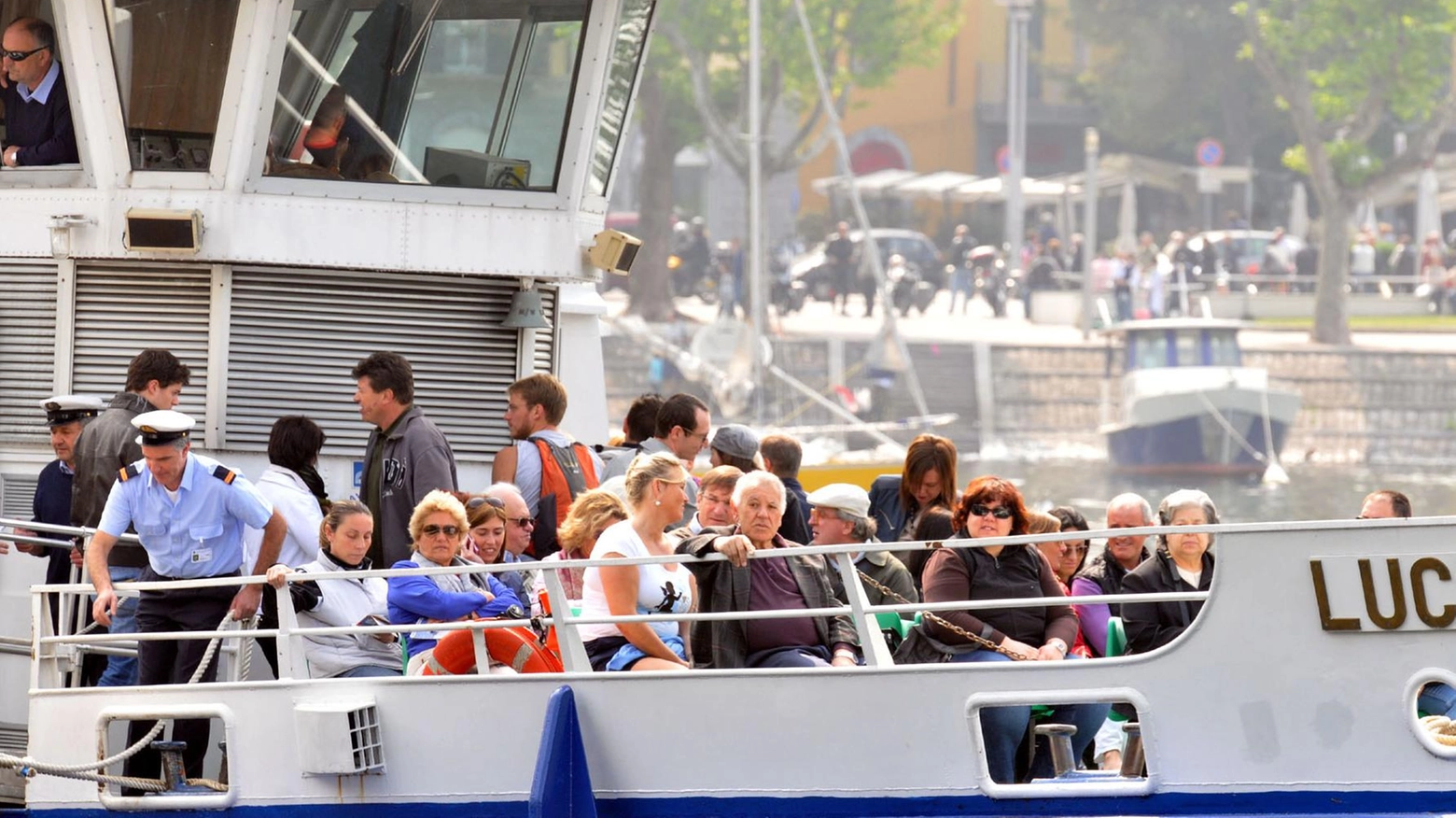 La frana non ferma i turisti Rimodulati tutti i trasporti La frana non ferma i turisti Rimodulati tutti i trasporti