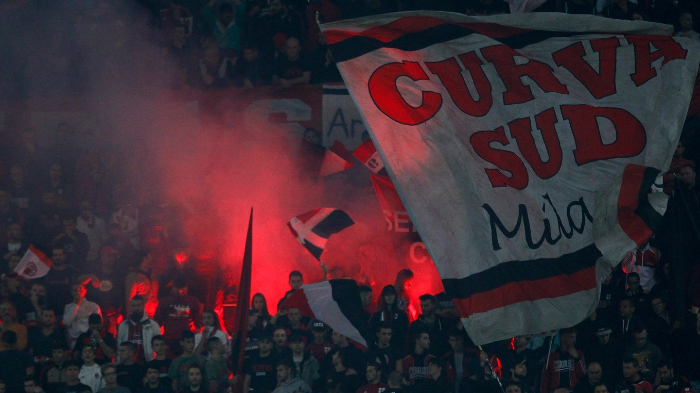 L'anima del tifo rossonero L'anima del tifo rossonero