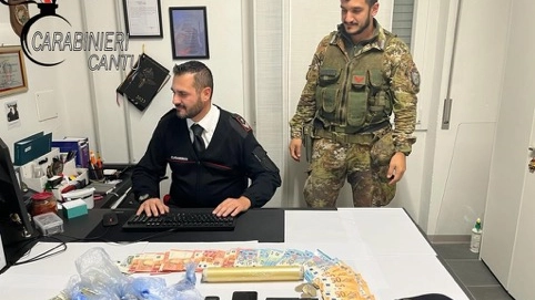 Denaro e droga sequestrati Denaro e droga sequestrati