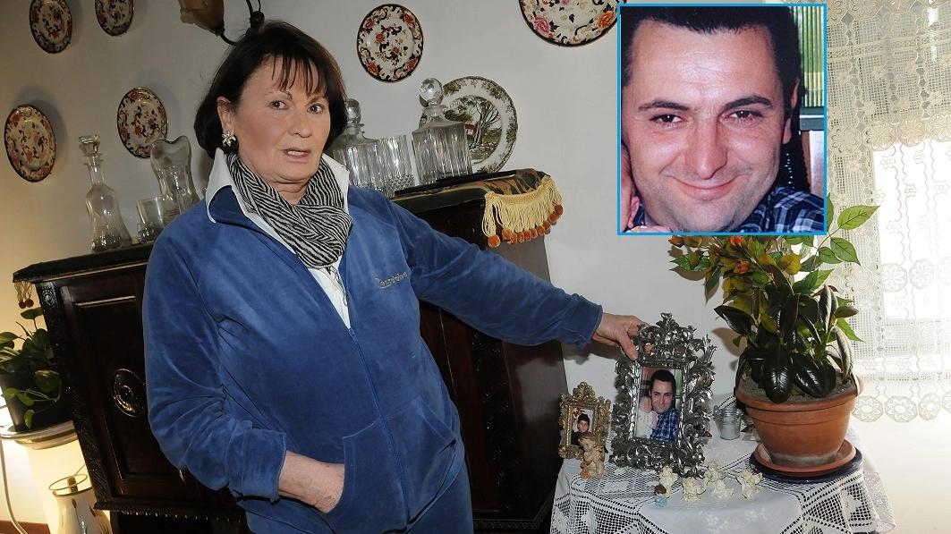 Ebe Pagliari e il figlio Marco Perini trovato senza vita a 34 anni