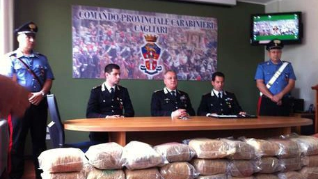  Maxisequestro di 162,5 kg di marijuana dei carabinieri di Cagliari