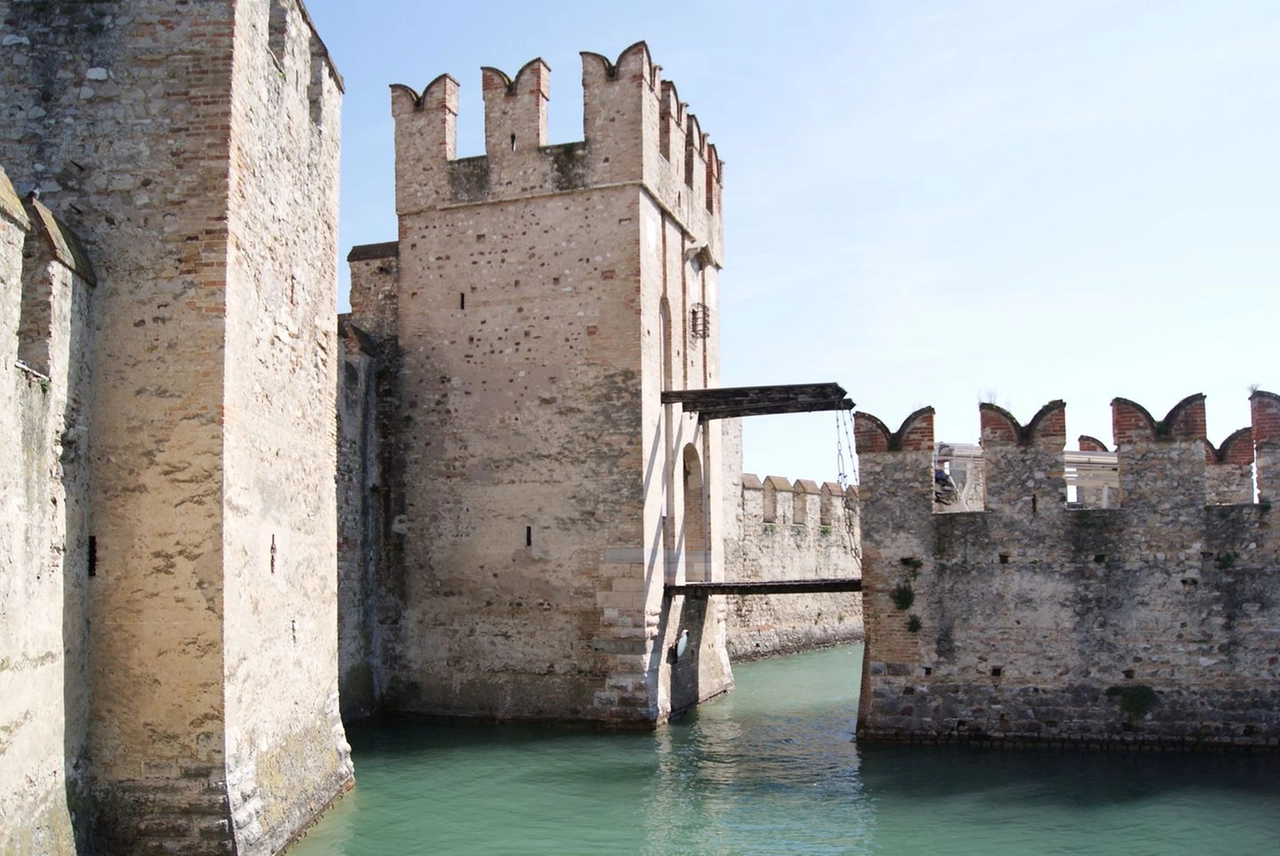 immagine di sfondo 1