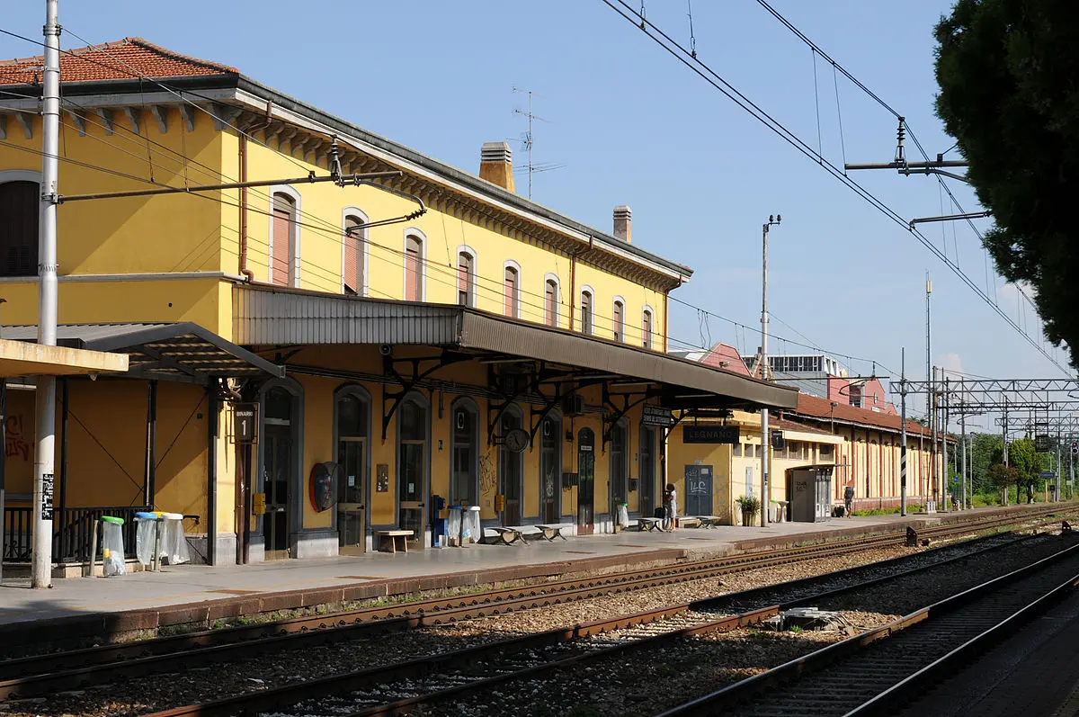 Legnano, treni cancellati e ritardi: disagi per i pendolari