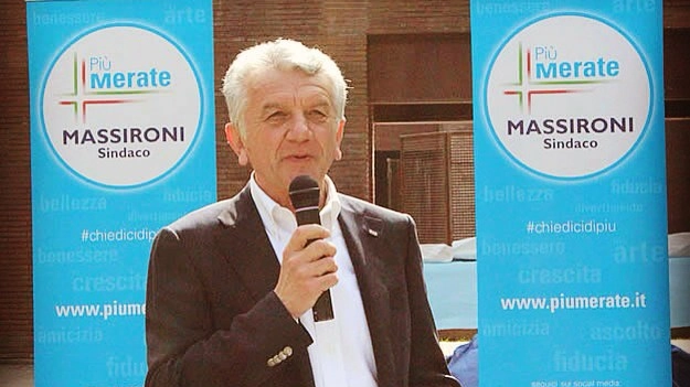 Il sindaco di Merate Andrea Massironi