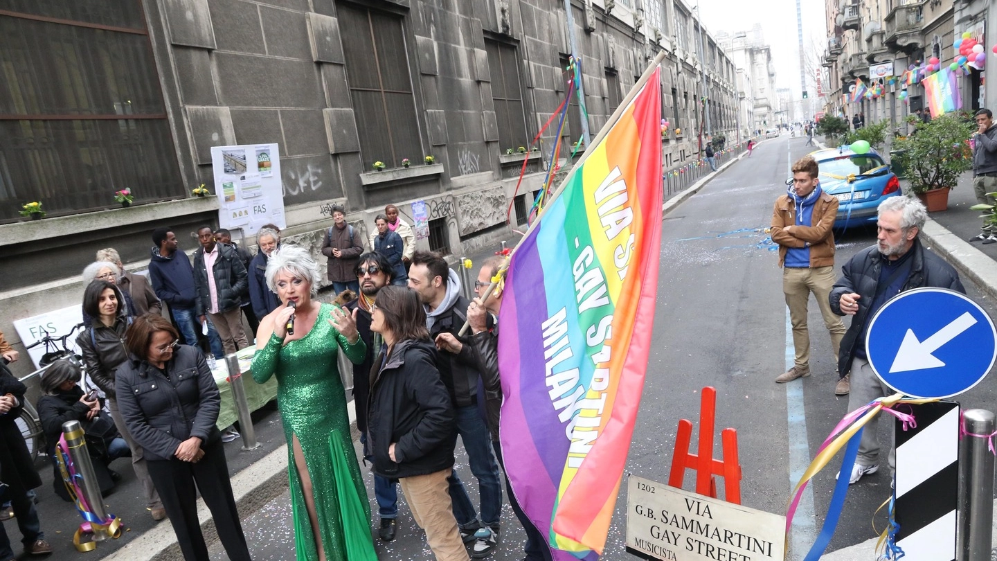 Riqualificata via Sammartini, festa nella gay street milanese