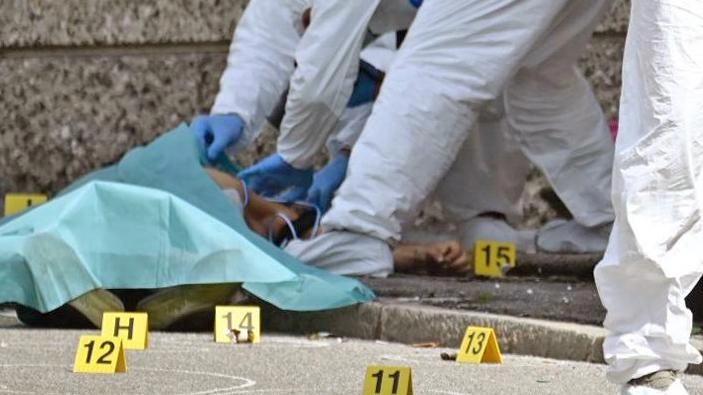 Uccise un uomo davanti a casa. Al giardiniere 21 anni in Appello Uccise un uomo davanti a casa. Al giardiniere 21 anni in Appello