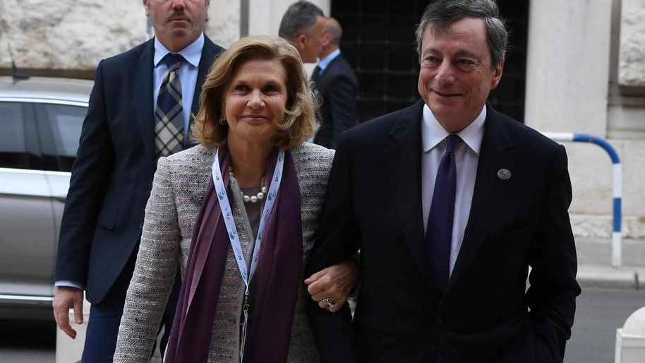 Tra Mario Draghi e la moglie Serena quasi mezzo secolo di matrimonio