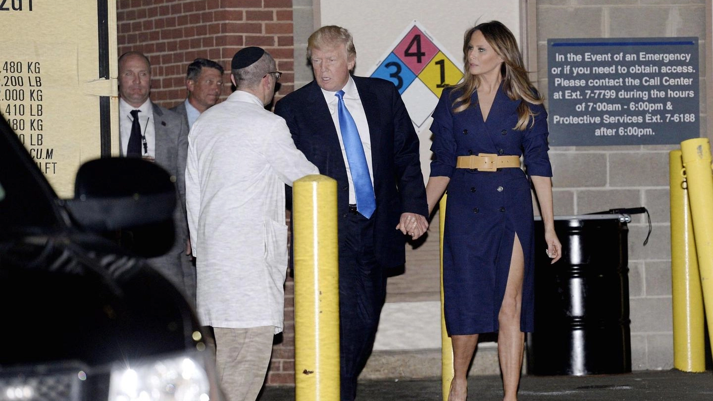 Trump e la moglie in ospedale da Scalise (Ansa)