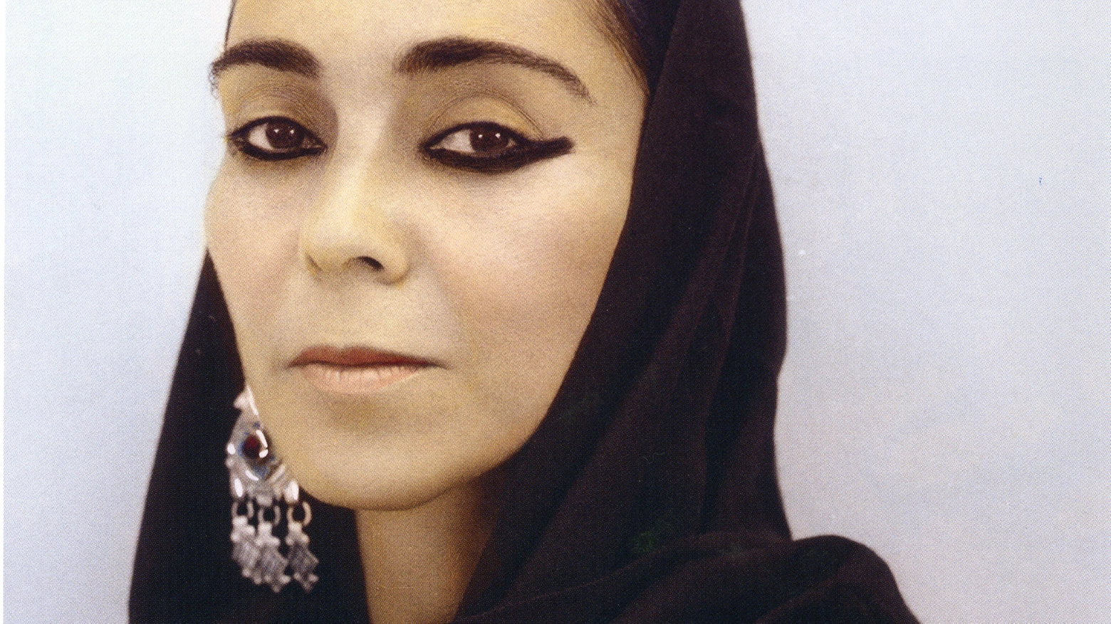Shirin Neshat (2007), di Joussef Nabil