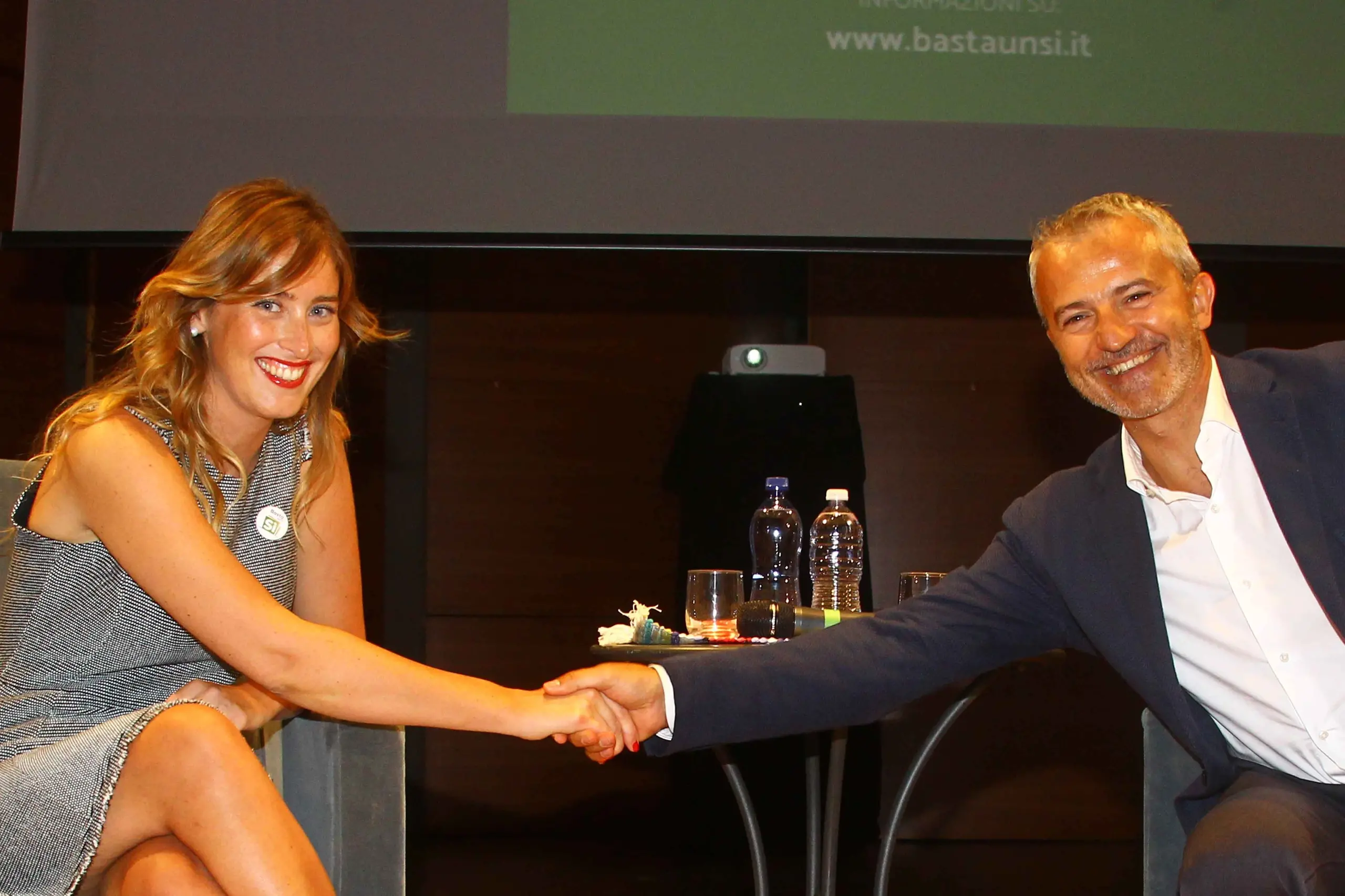Referendum, ministro Boschi a Morbegno: Il sì unica occasione per mantenere specificità
