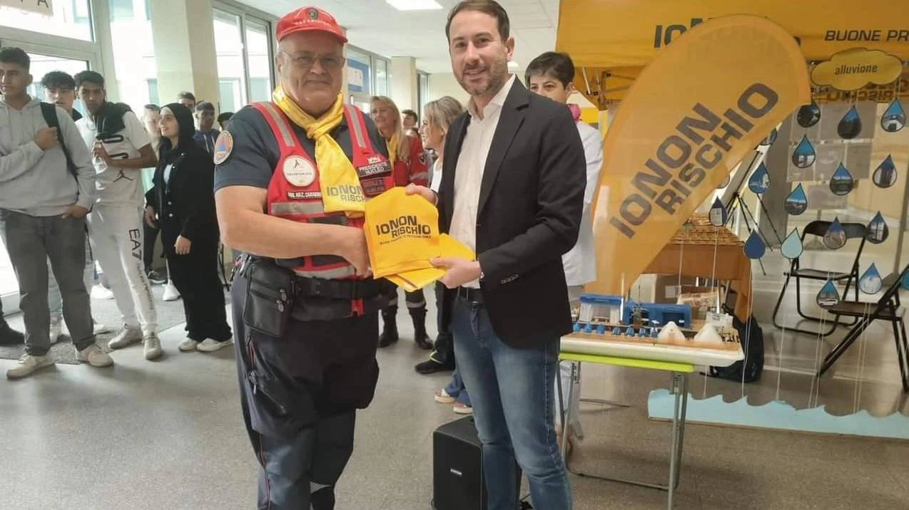 “Io non rischio“, gli studenti simulano situazioni d’emergenza “Io non rischio“, gli studenti simulano situazioni d’emergenza
