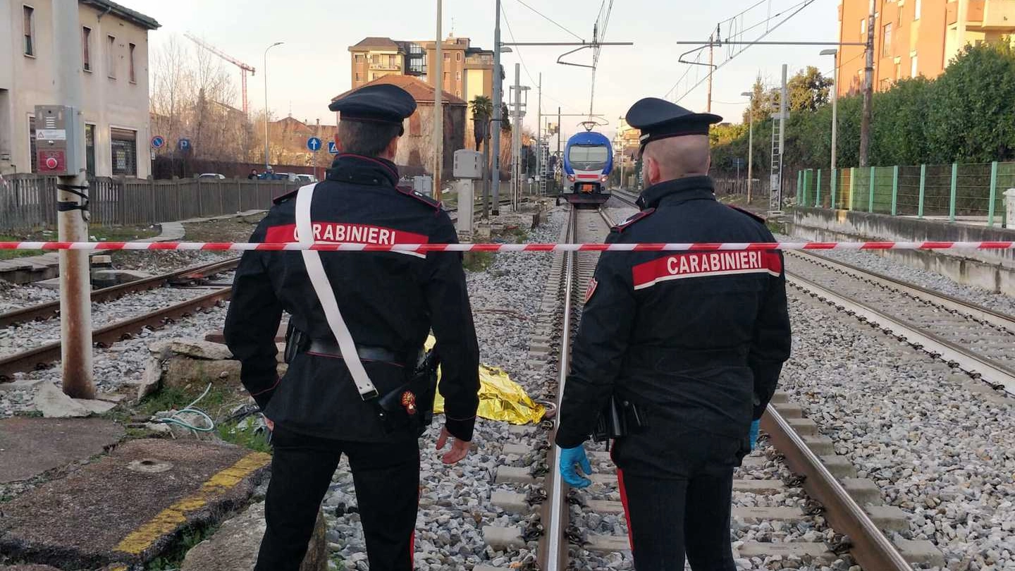 I carabinieri di Cesano sul luogo dell'investimento