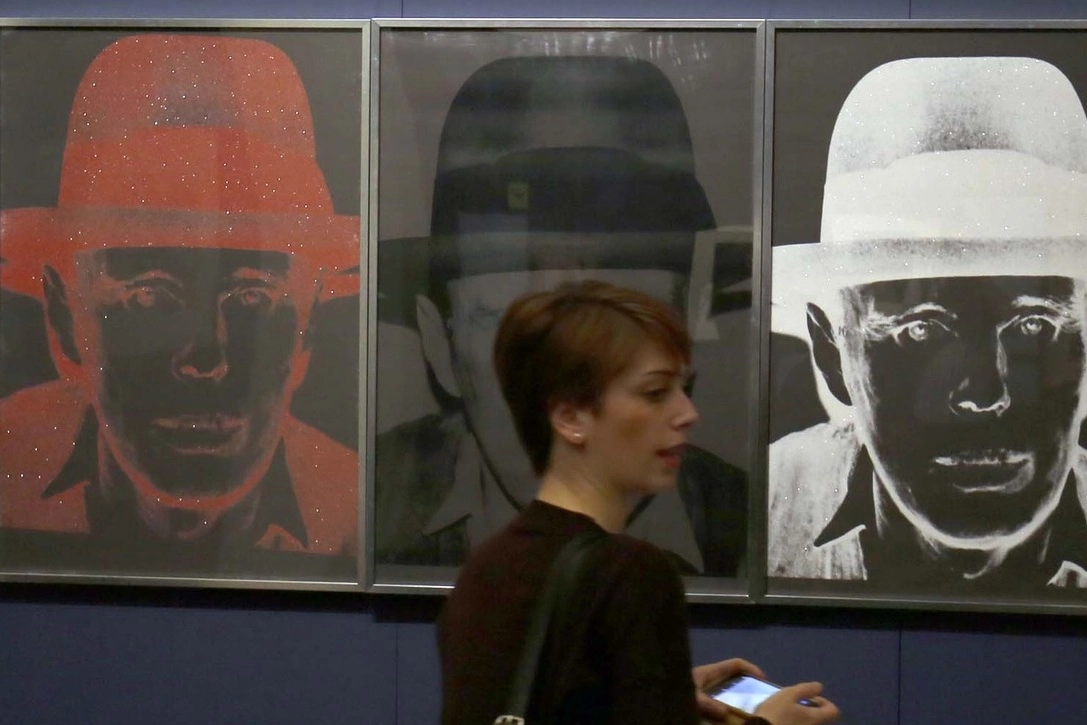 Il trittico di Andy Warhol dedicato a Joseph Beuys