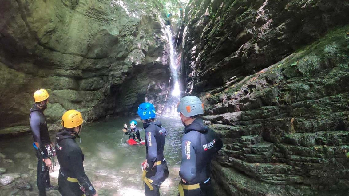 I tecnici del Soccorso alpino e del Sagf, il Soccorso alpino della Guardia di Finanza I tecnici del Soccorso alpino e del Sagf, il Soccorso alpino della Guardia di Finanza