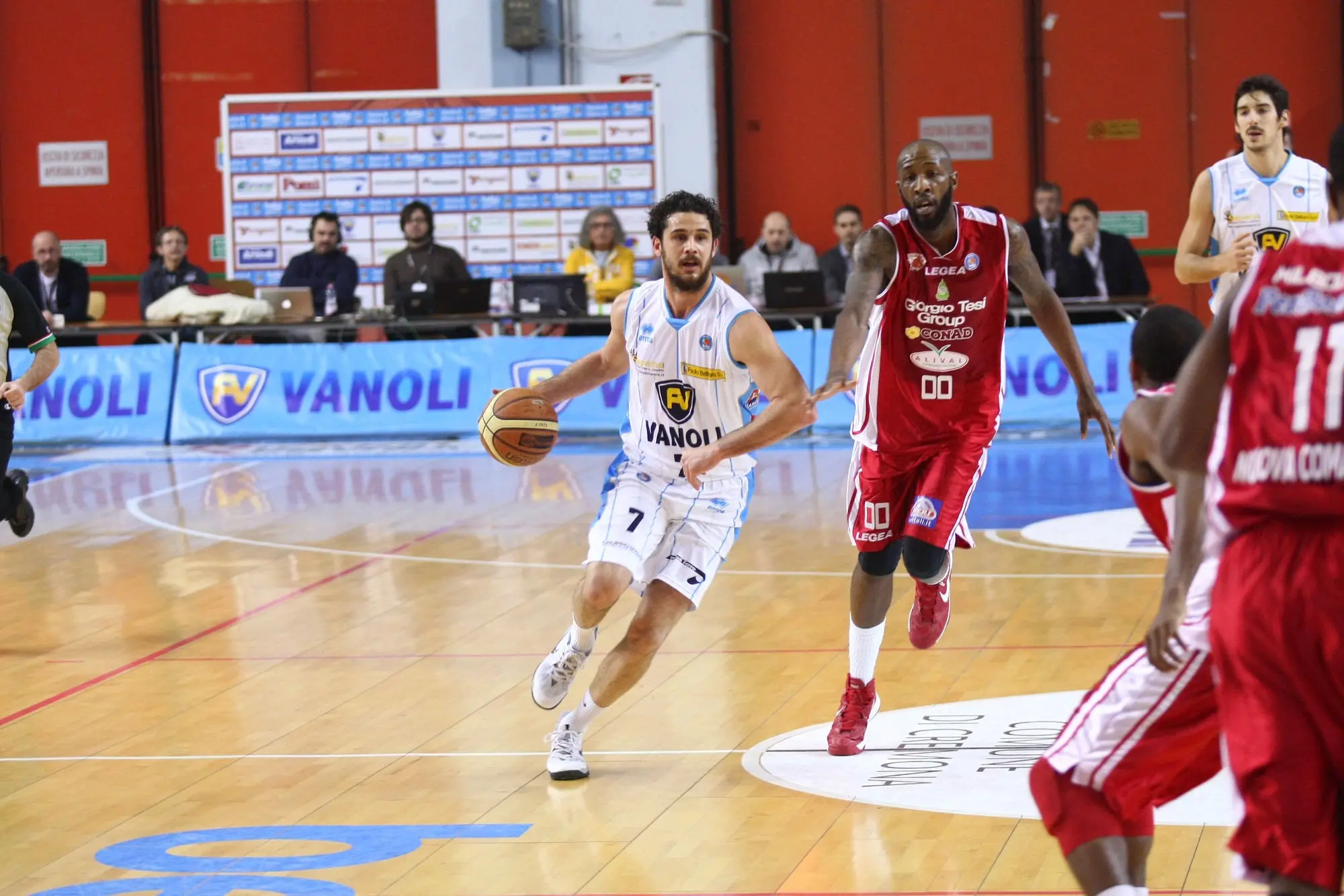 Cremona a testa bassa contro Pistoia