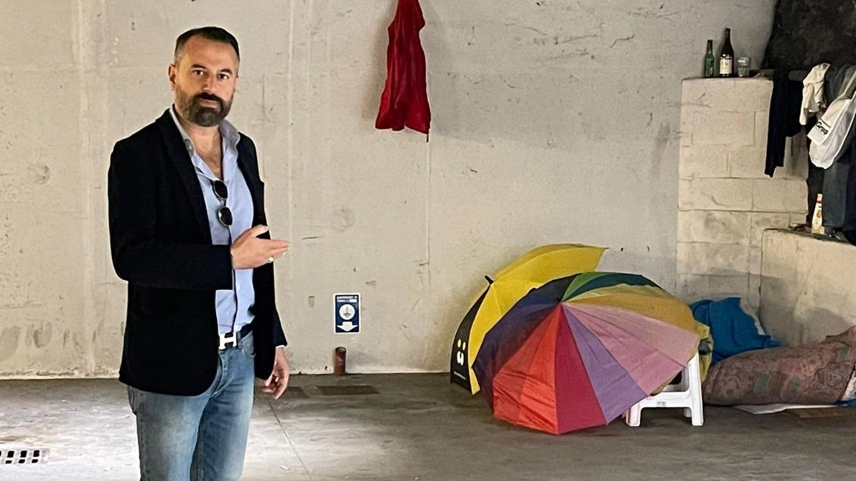 "Il silos è un dormitorio". Polemiche senza sosta "Il silos è un dormitorio". Polemiche senza sosta