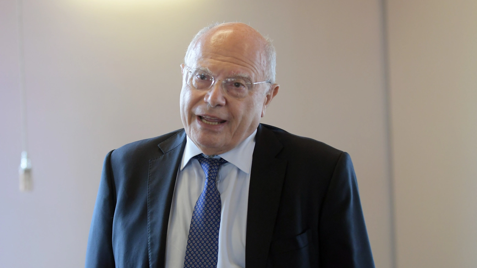 Il professor Massimo Galli