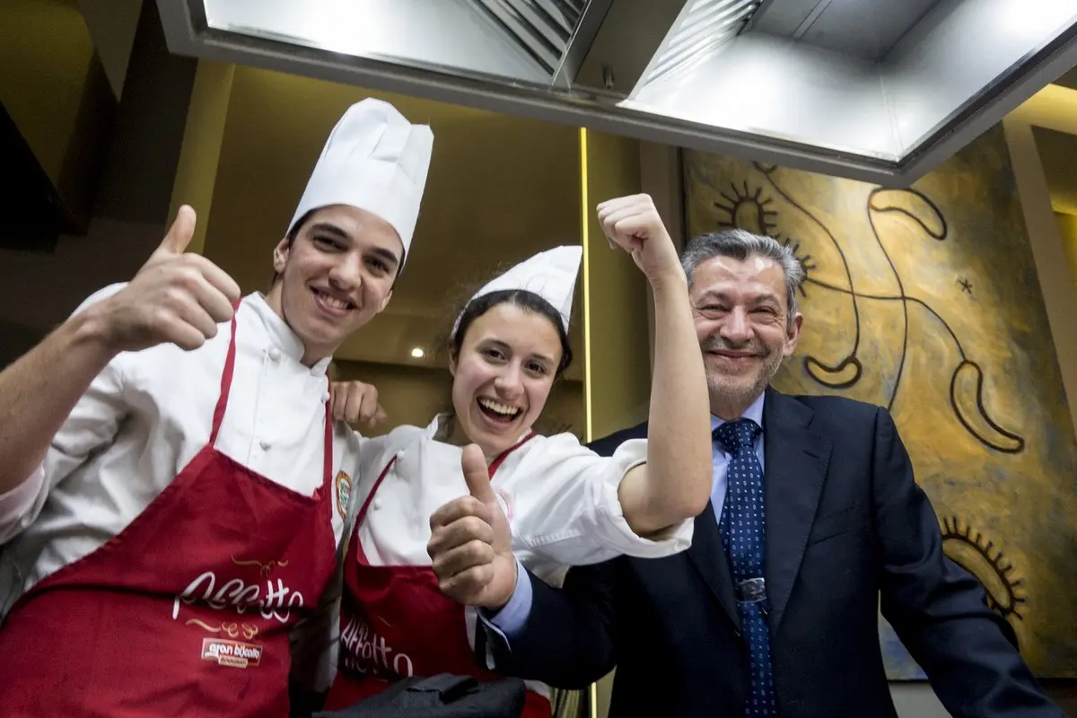 Mojito e prosciutto cotto, ecco la ricetta di studenti milanesi che conquista i palati