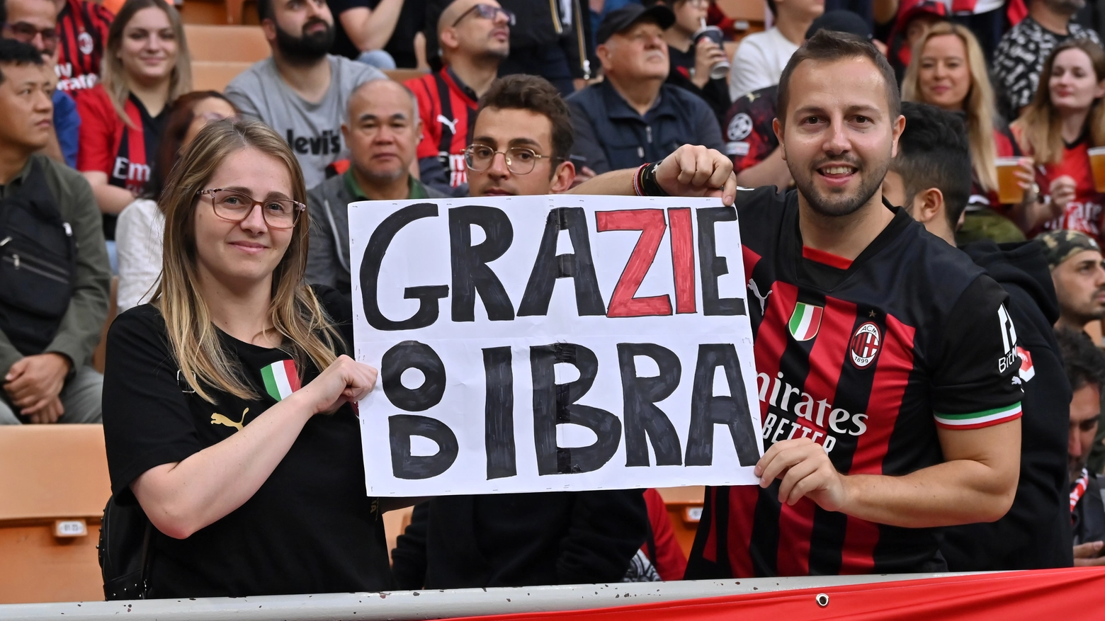 Milan, ultima vittoria nella serata di addio a Ibra. Zlatan in lacrime: "Grazie, mi avete dato felicità e amore. Sarò rossonero tutta la vita”