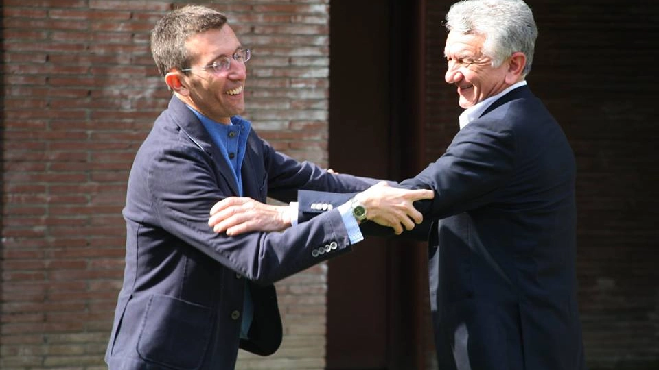 Ernesto Sellitto con il sindaco Andrea Massironi