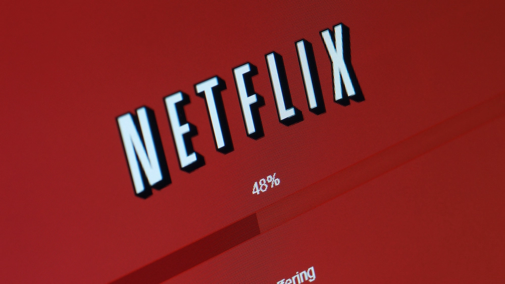 Netflix introduce gli abbonamenti low cost con pubblicità