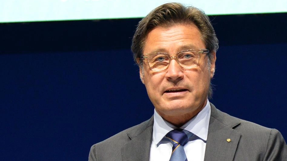 La produzione rallenta. Un calo trasversale per il 52 % delle imprese. Salvo il metalmeccanico La produzione rallenta. Un calo trasversale per il 52 % delle imprese. Salvo il metalmeccanico