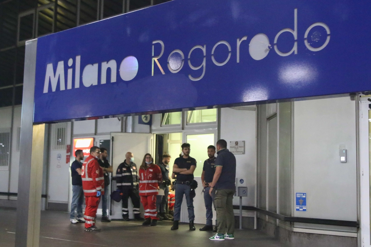 Polfer e soccorsi alla Stazione Milano Rogoredo