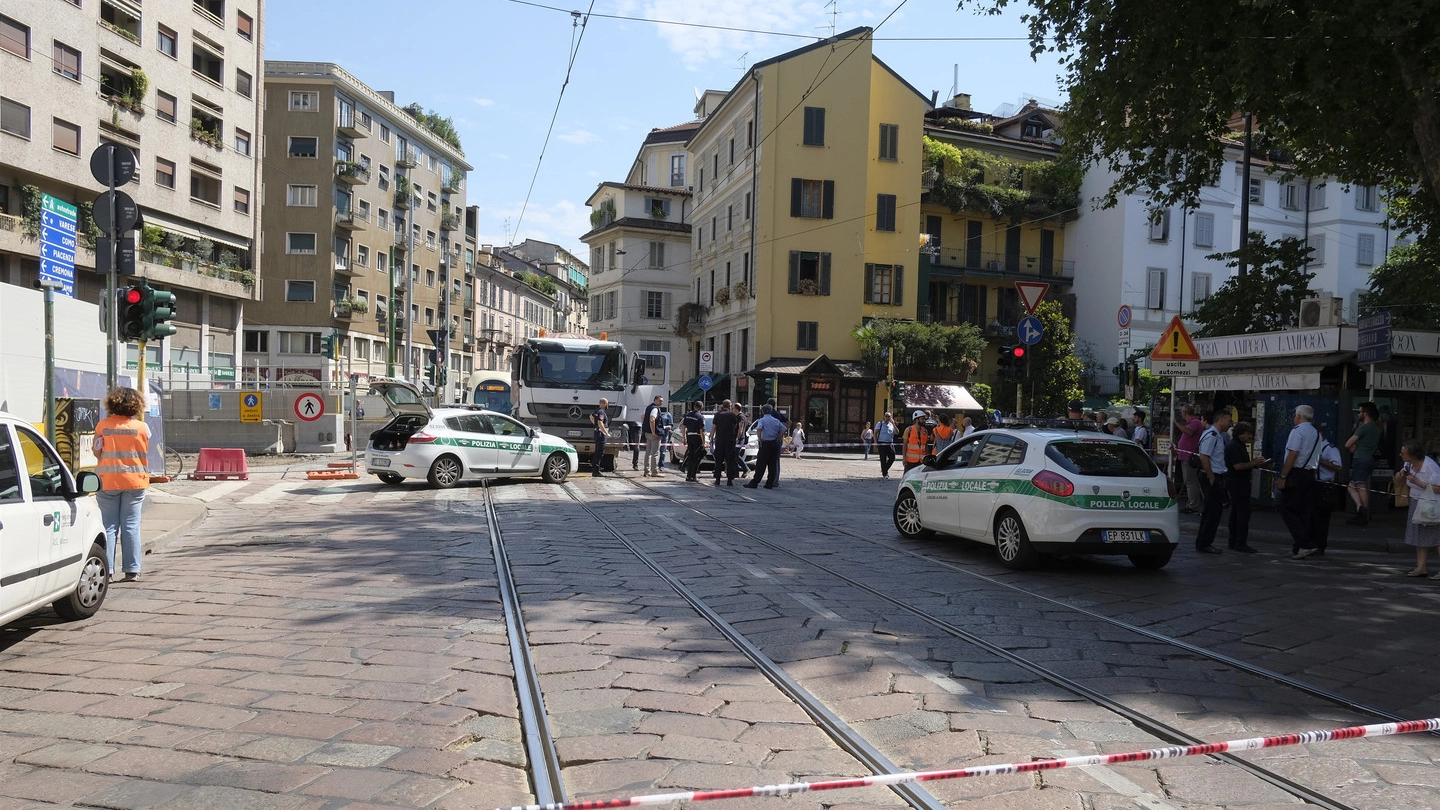 Incidente in piazza Resistenza Partigiana (NewPress)