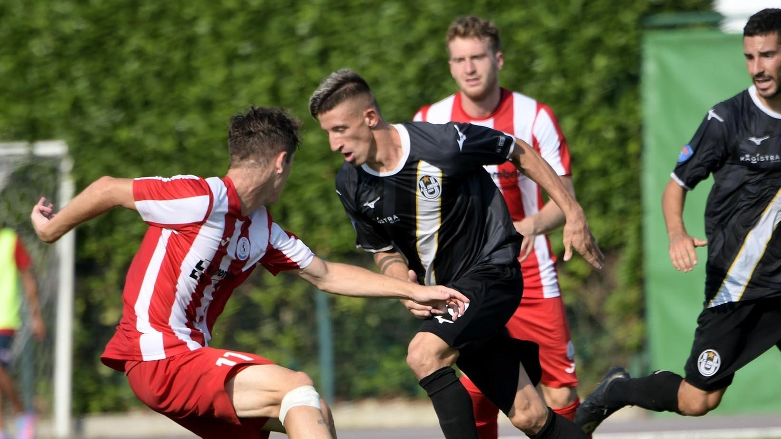 "Crema si riscatta: 2-0 alla Tritium nel Girone B".
"Crema si riscatta: 2-0 alla Tritium nel Girone B".