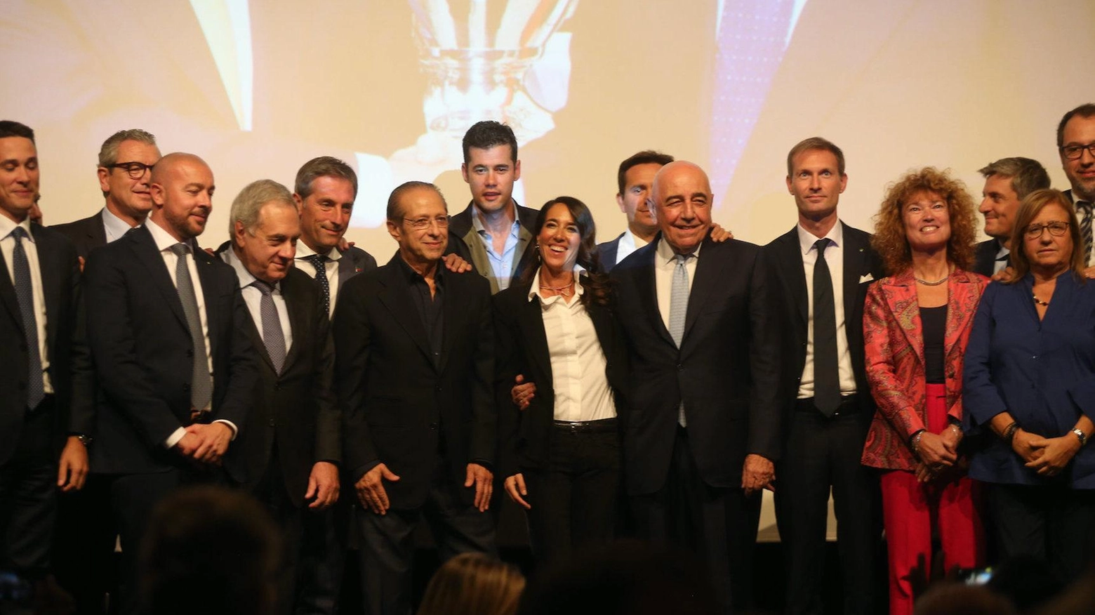 Dna brianzolo e saper fare. Adriano Galliani chiede il voto: "per il collegio del Presidente". Con un nemico: l’astensione Dna brianzolo e saper fare. Adriano Galliani chiede il voto: "per il collegio del Presidente". Con un nemico: l’astensione