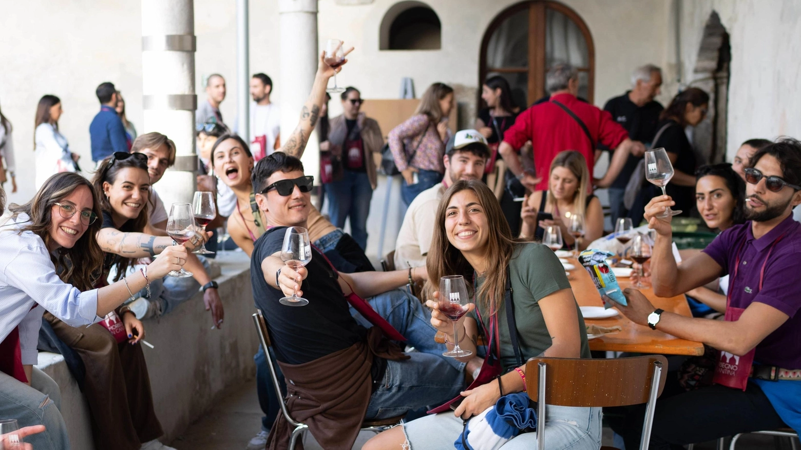 Grandi vini e formaggi. La Valtellina a tutto gusto Grandi vini e formaggi. La Valtellina a tutto gusto