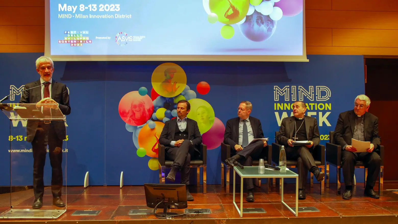 Scienza e fede insieme a Mind La diocesi lancia la chiamata per disegnare la presenza religiosa Scienza e fede insieme a Mind La diocesi lancia la chiamata per disegnare la presenza religiosa