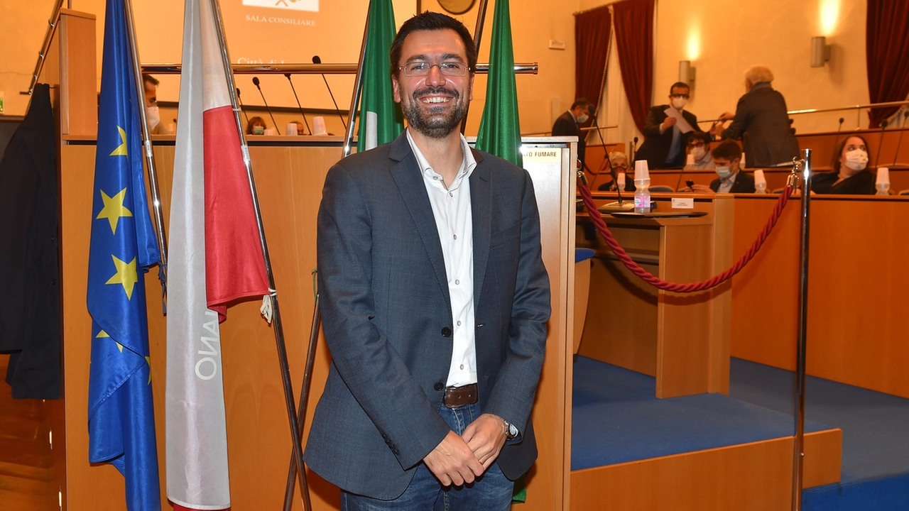 "Votate per il PD", la lettera ai legnanesi del sindaco Lorenzo Radice