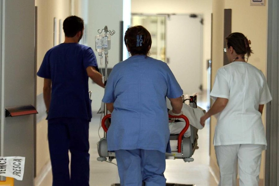 Infermieri al lavoro (foto generica - Germogli)